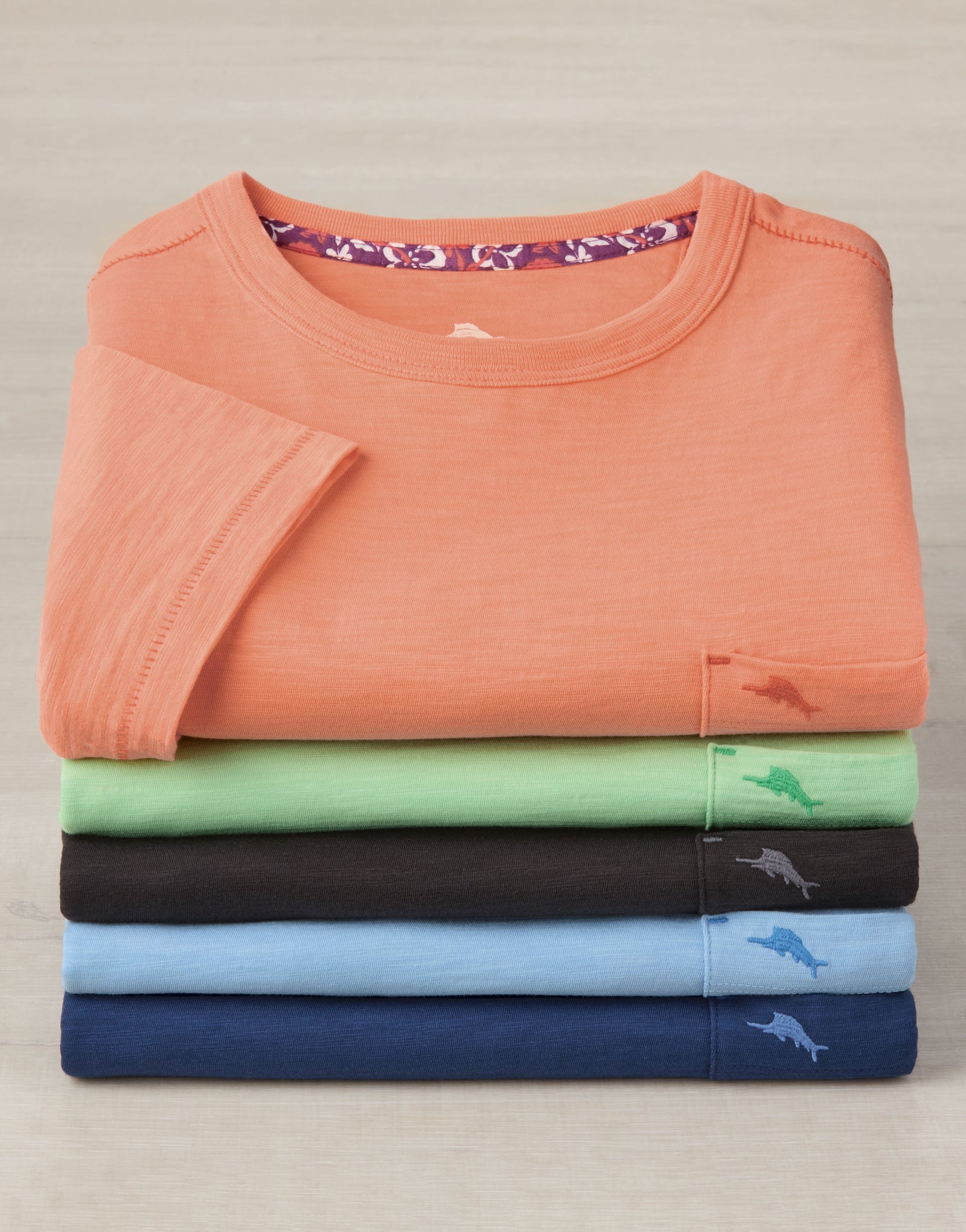 Tommy Bahama Short Sleeve Bali Beach Crew Neck T-Shirt