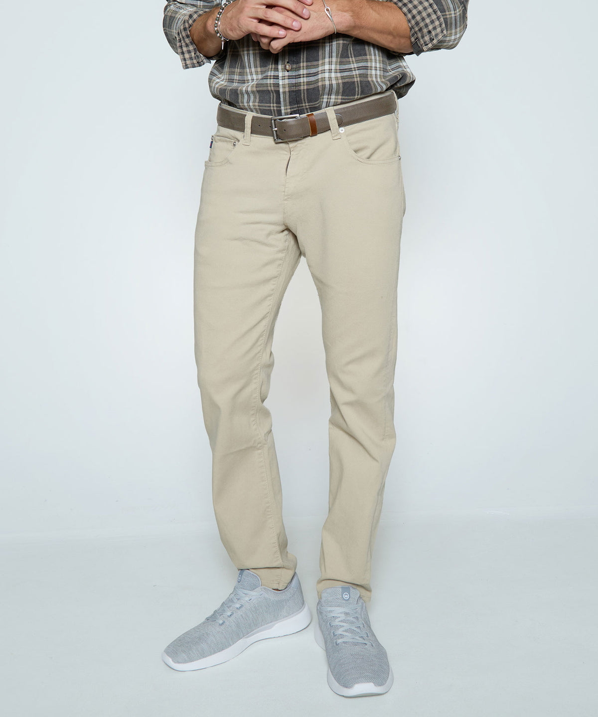 Light khaki stretch denim jeans with straight legs and belt loops, front view., Westport Black Men's Big & Tall