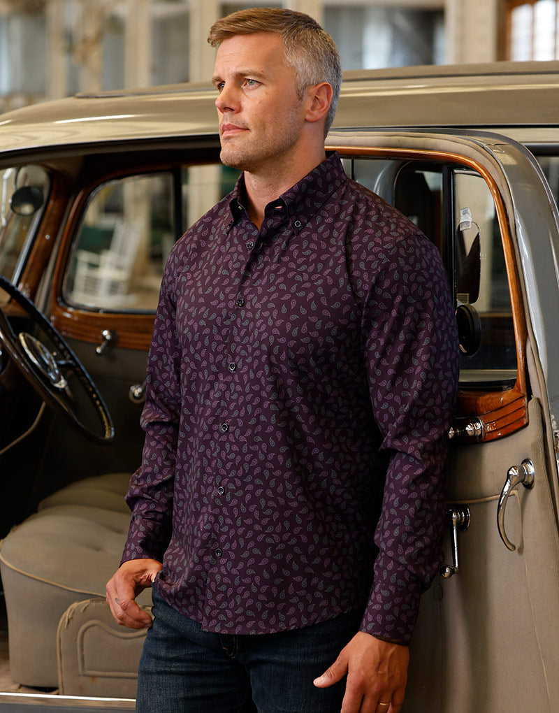 Male model wearing Westport No-Tuck Long Sleeve Button Down Collar Paisley Print Stretch Performance Sport Shirt